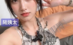 精跪趴灌满H室友4P公交车